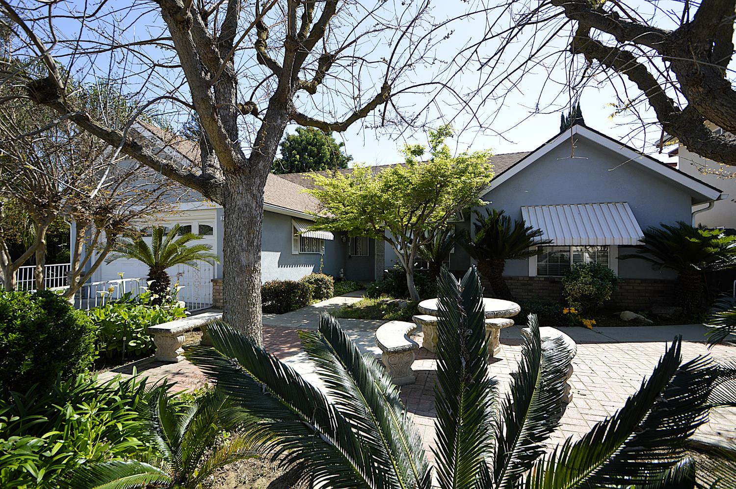 2037 East Decatur Avenue Fresno, CA 93720 - Photo 5 of 42