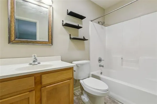 $1,750 | 402 Barton Avenue, Luling, LA 70070