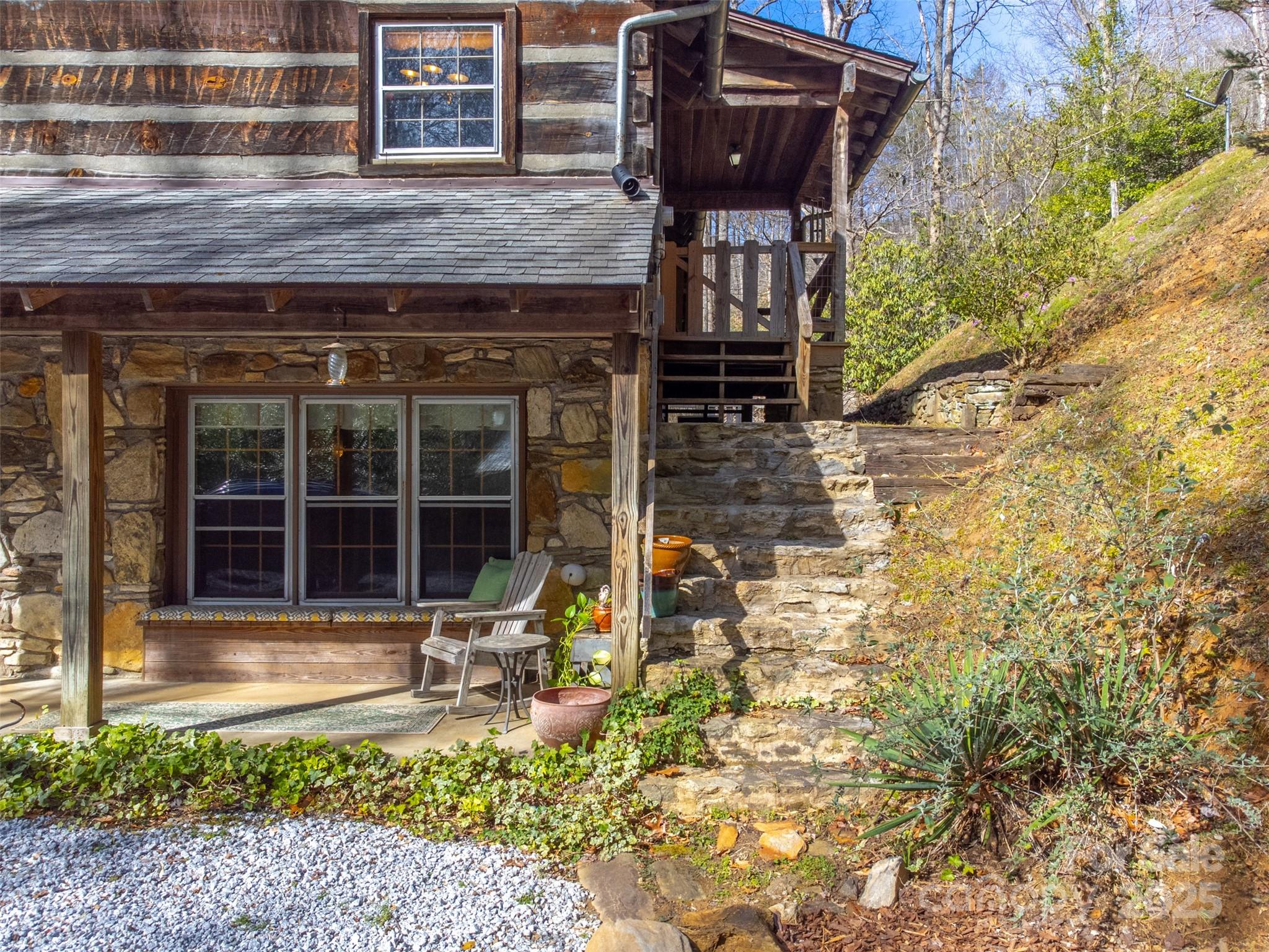 149 Big Oak Springs Road Sylva, NC 28779 - Photo 7 of 48