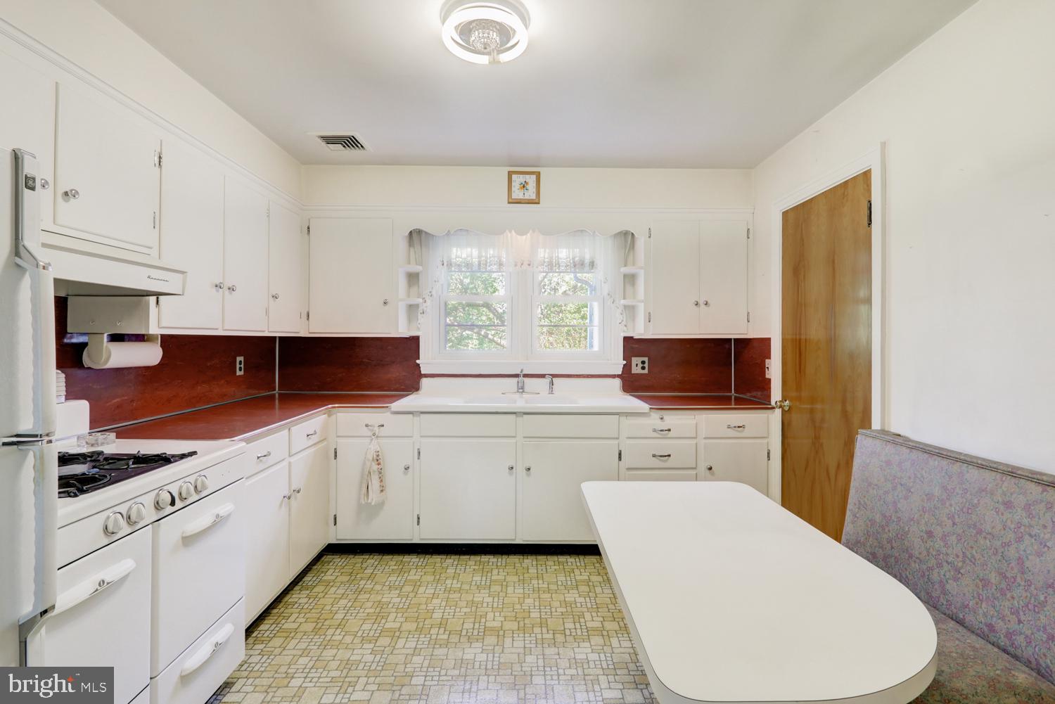 149 Owl Hill Road Lititz, PA 17543 - Photo 17 of 38 Charming vintage kitchen with sunlight.