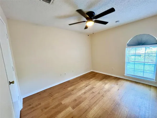 $1,750 | 5701 Willow Elm Drive, Arlington, TX 76017