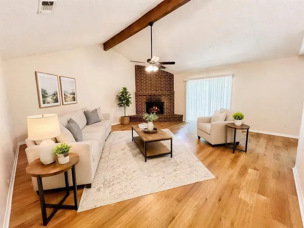 $1,750 | 5701 Willow Elm Drive, Arlington, TX 76017