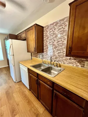 $1,750 | 5701 Willow Elm Drive, Arlington, TX 76017