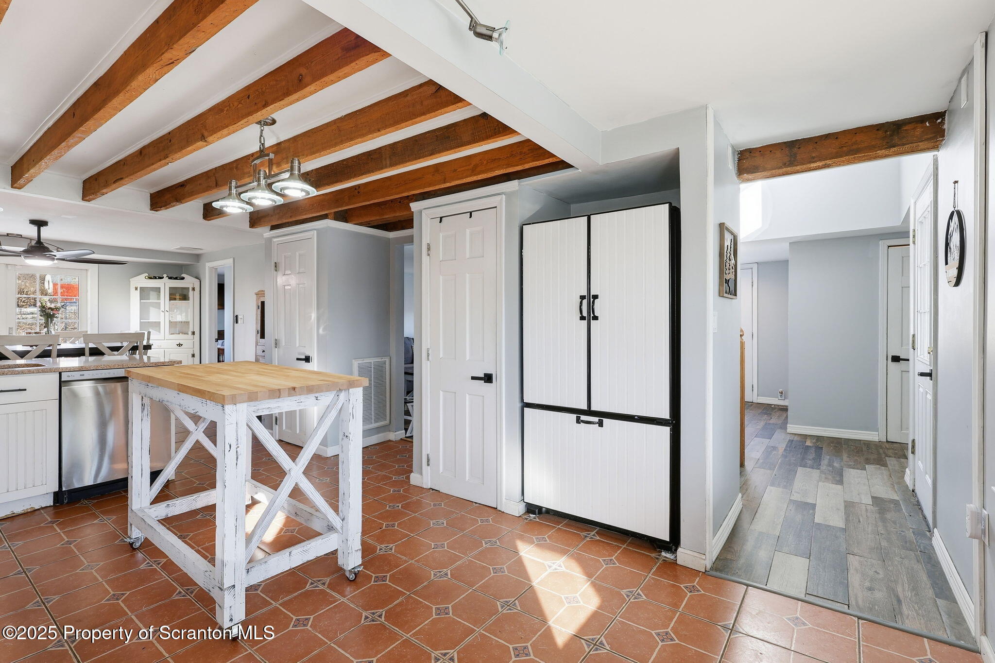 76 Rundall Lane Jermyn, PA 18433 - Photo 13 of 94 17-web-or-mls-76Rundall_Ln13.1