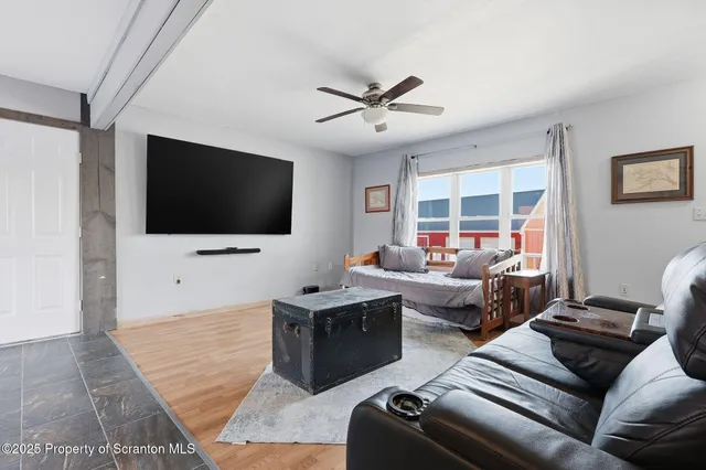 $459,000 | 76 Rundall Lane, Jermyn, PA 18433