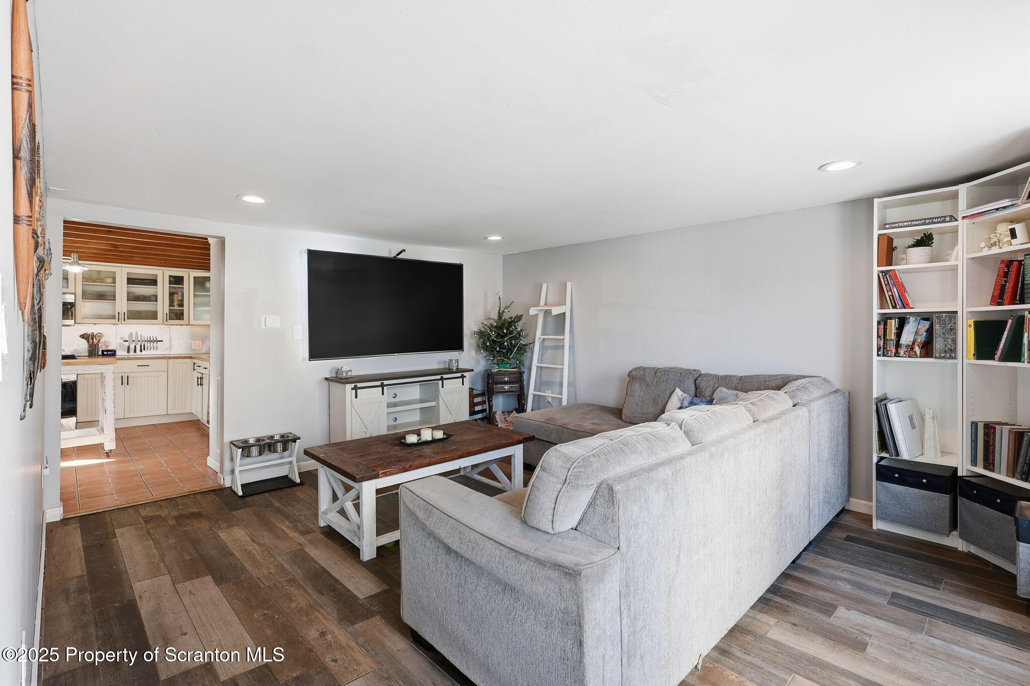 76 Rundall Lane Jermyn, PA 18433 - Photo 5 of 94 4-web-or-mls-76Rundall_Ln4