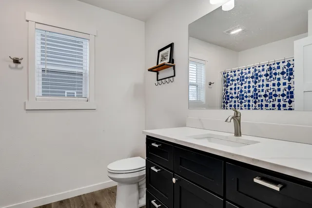 $500,000 | 1954 McGilvray Way, Holmen, WI 54636