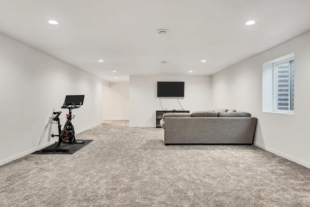 $500,000 | 1954 McGilvray Way, Holmen, WI 54636