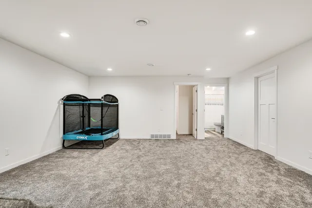 $500,000 | 1954 McGilvray Way, Holmen, WI 54636