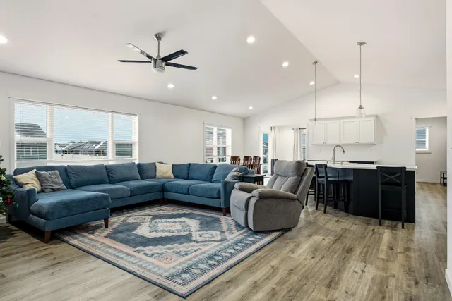 $500,000 | 1954 McGilvray Way, Holmen, WI 54636