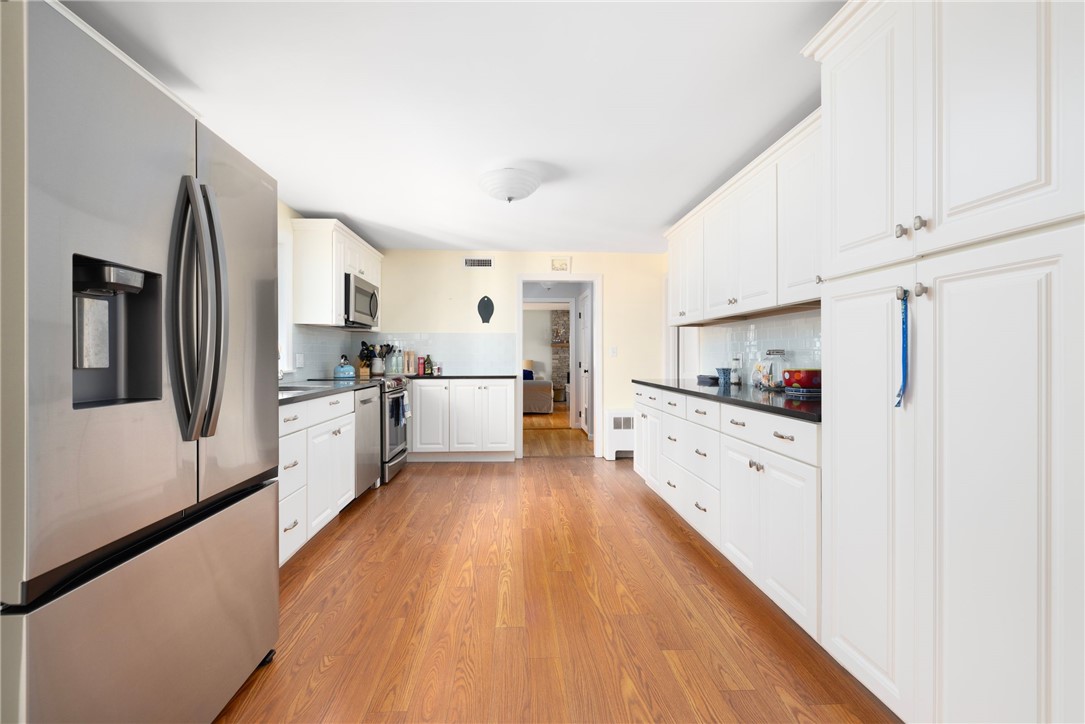 20 Harrington Avenue Portsmouth, RI 02871 - Photo 14 of 50