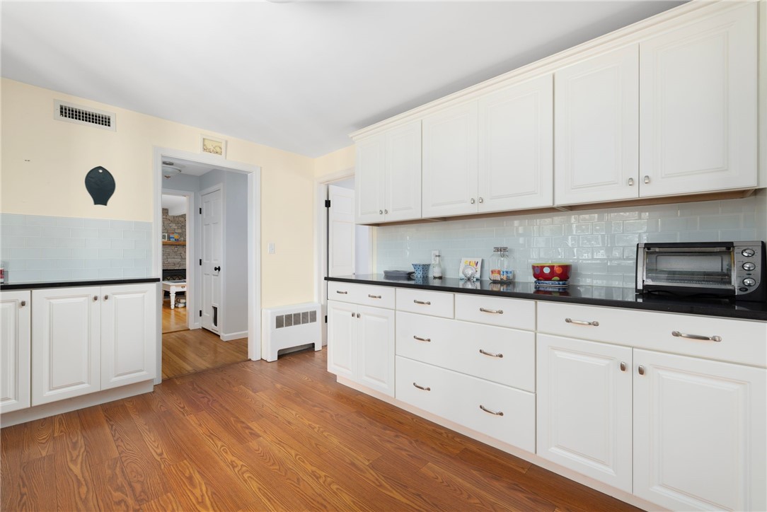 20 Harrington Avenue Portsmouth, RI 02871 - Photo 17 of 50