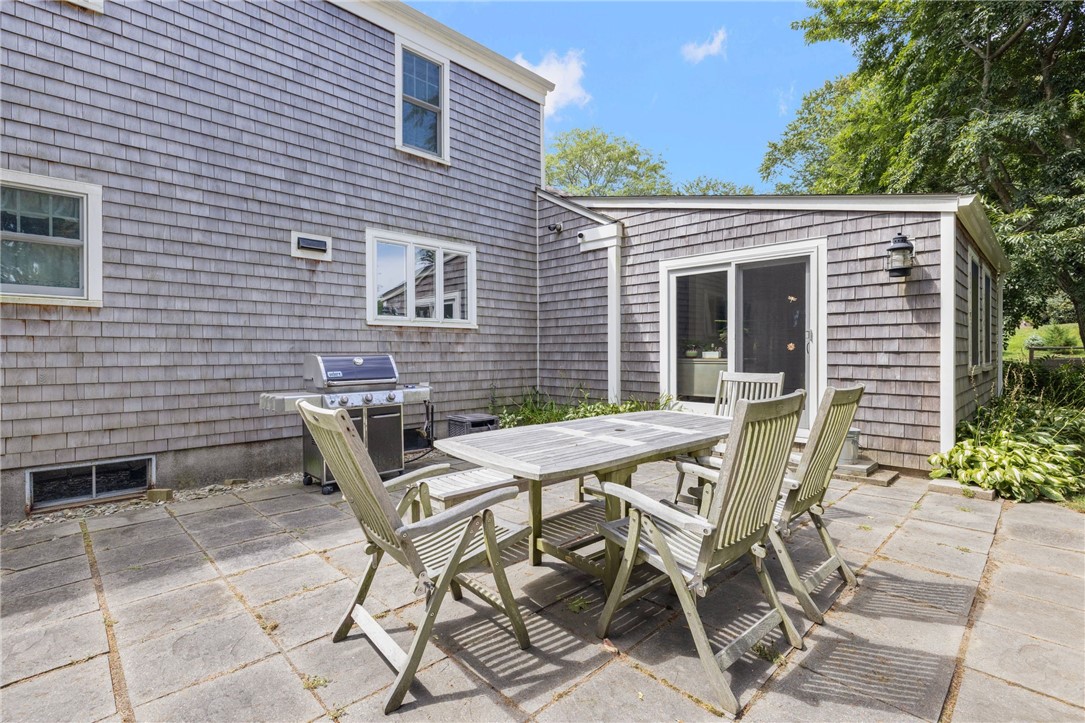 20 Harrington Avenue Portsmouth, RI 02871 - Photo 26 of 50