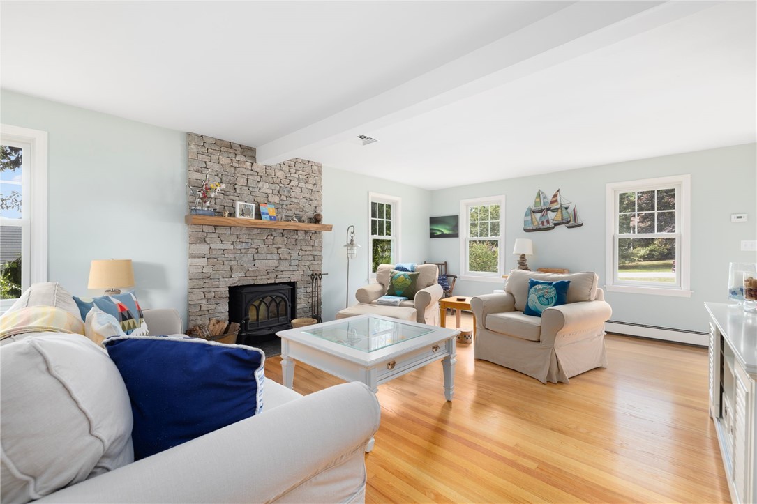 20 Harrington Avenue Portsmouth, RI 02871 - Photo 5 of 50