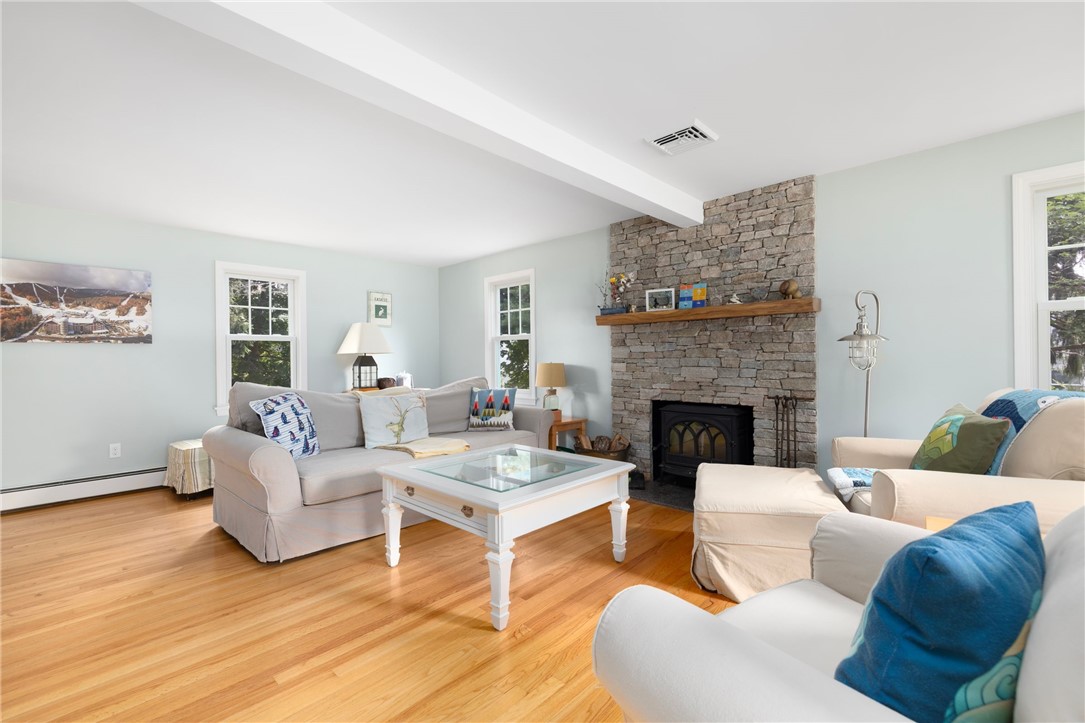 20 Harrington Avenue Portsmouth, RI 02871 - Photo 7 of 50