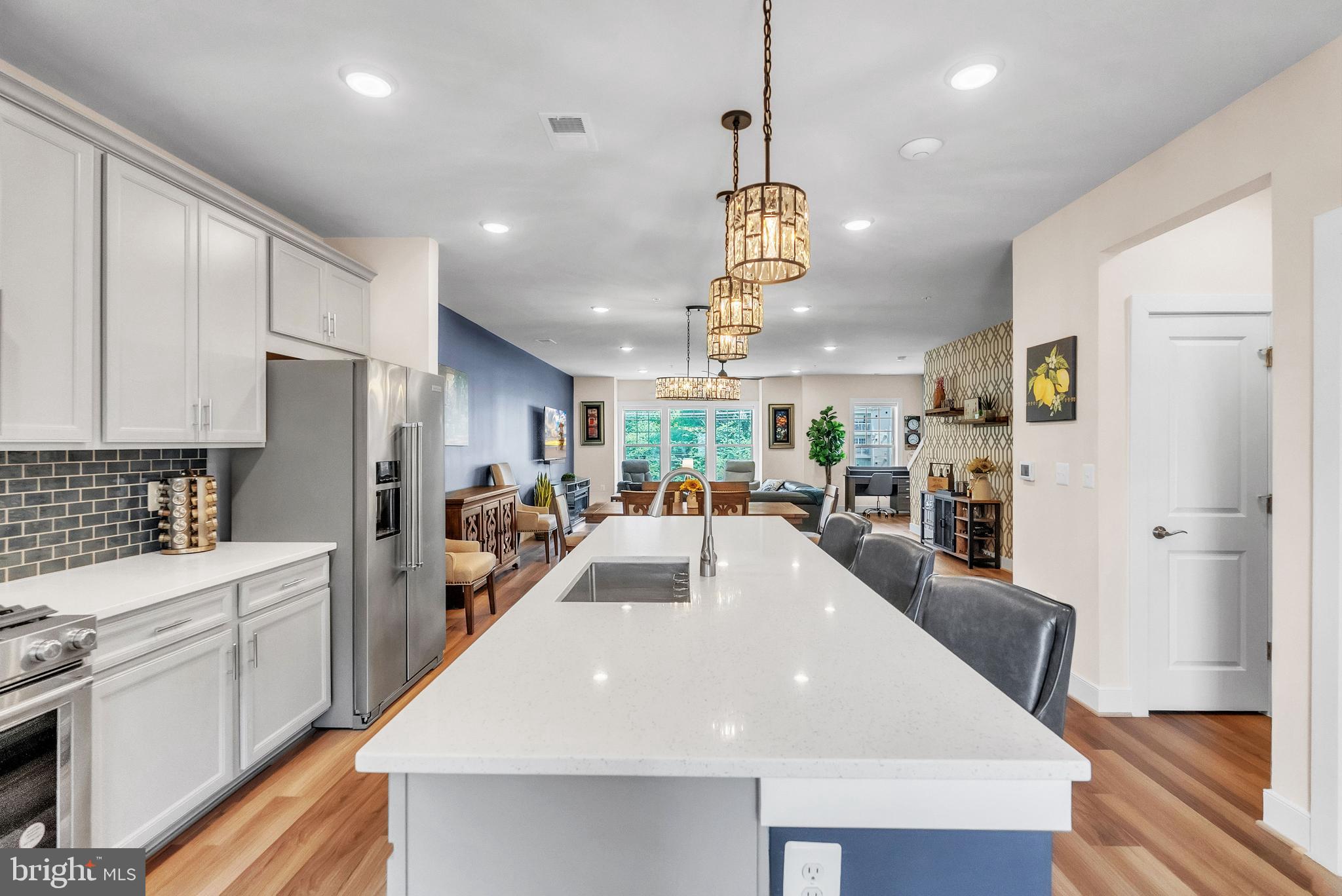 9524 Fields Road Gaithersburg, MD 20878 - Photo 8 of 61 Expansive island with large single bowl sink