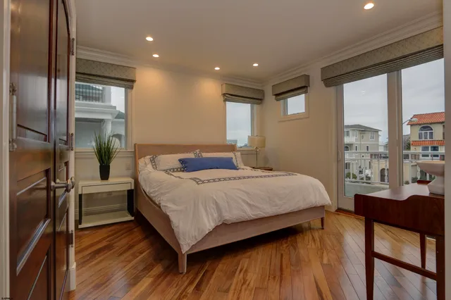 $20,000 | 32 Ocean Drive West, Brigantine, NJ 08203