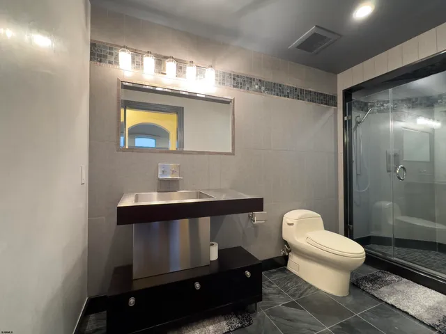 $20,000 | 32 Ocean Drive West, Brigantine, NJ 08203