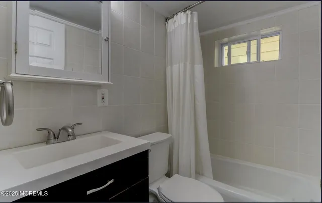 $2,400 | 10 Seaview Avenue, Unit 1, Ocean Grove, NJ 07756