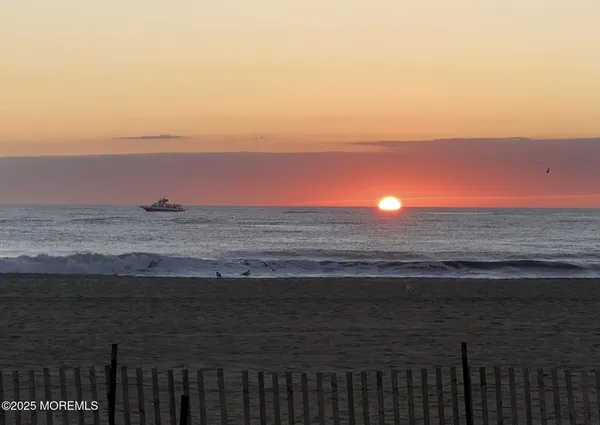 $2,150 | 10 Seaview Avenue, Unit 1, Ocean Grove, NJ 07756