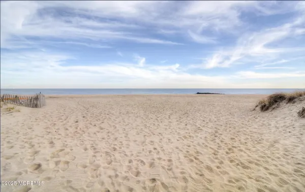 $2,150 | 10 Seaview Avenue, Unit 1, Ocean Grove, NJ 07756