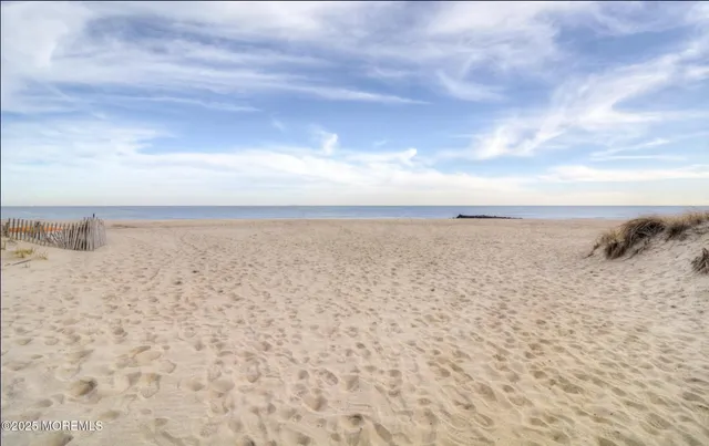 $2,400 | 10 Seaview Avenue, Unit 1, Ocean Grove, NJ 07756