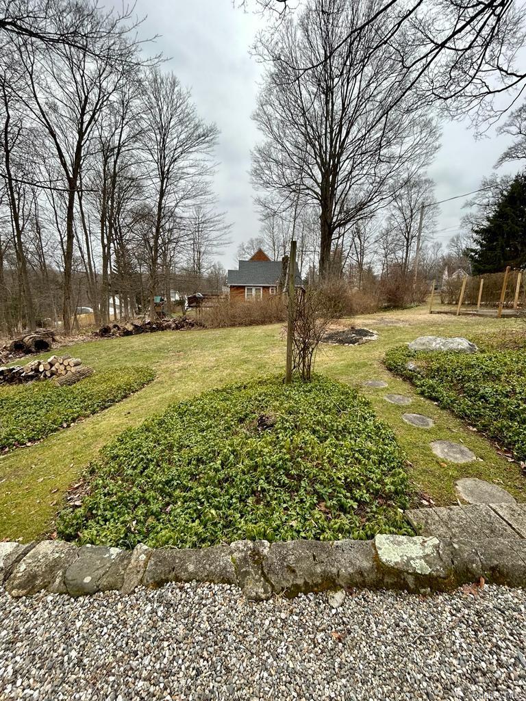 3 Elm Road Somers, NY 10541 - Photo 22 of 23