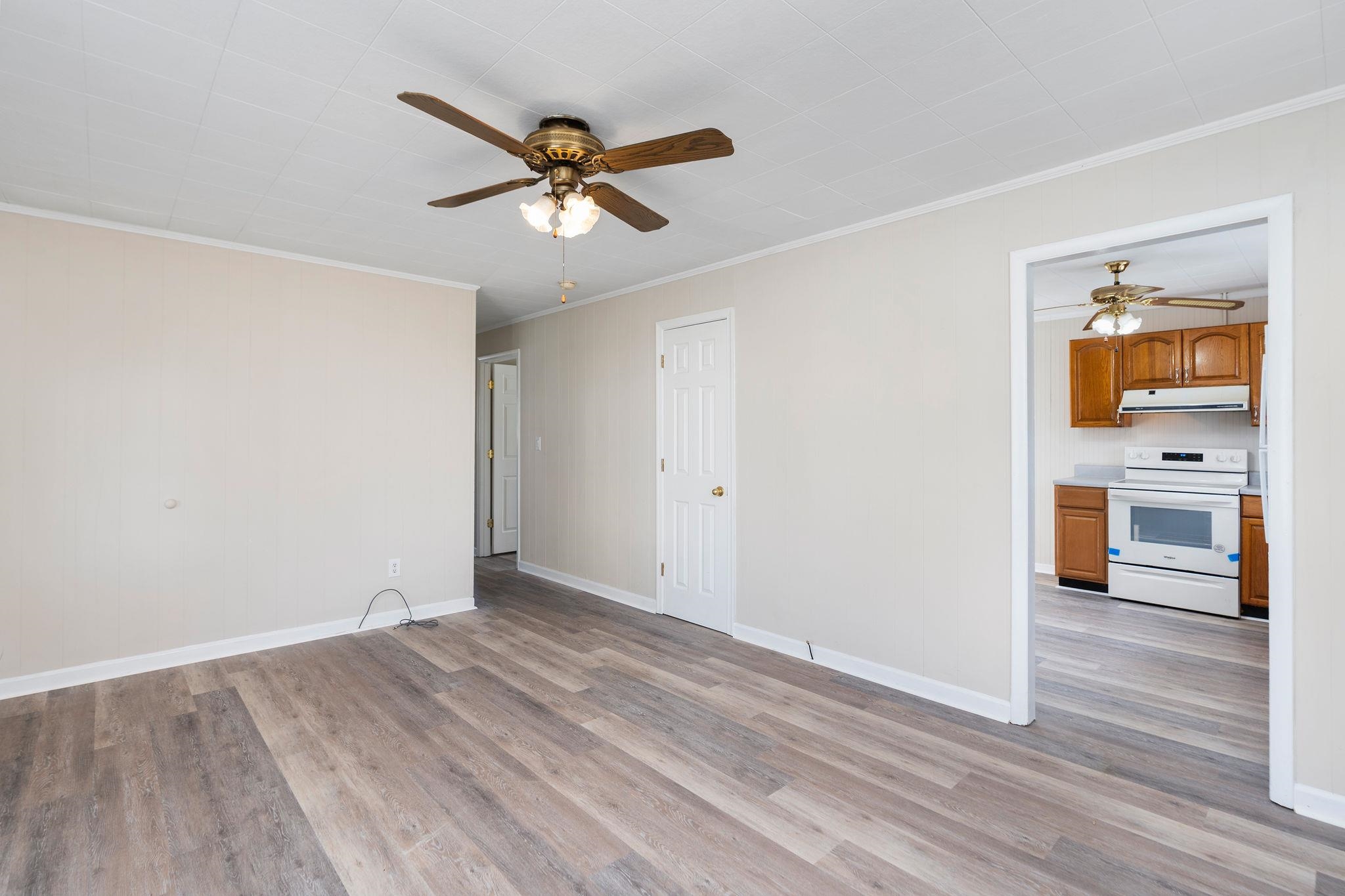 89 Locust Street Verona, VA 24482 - Photo 4 of 47 Gallery Image 4