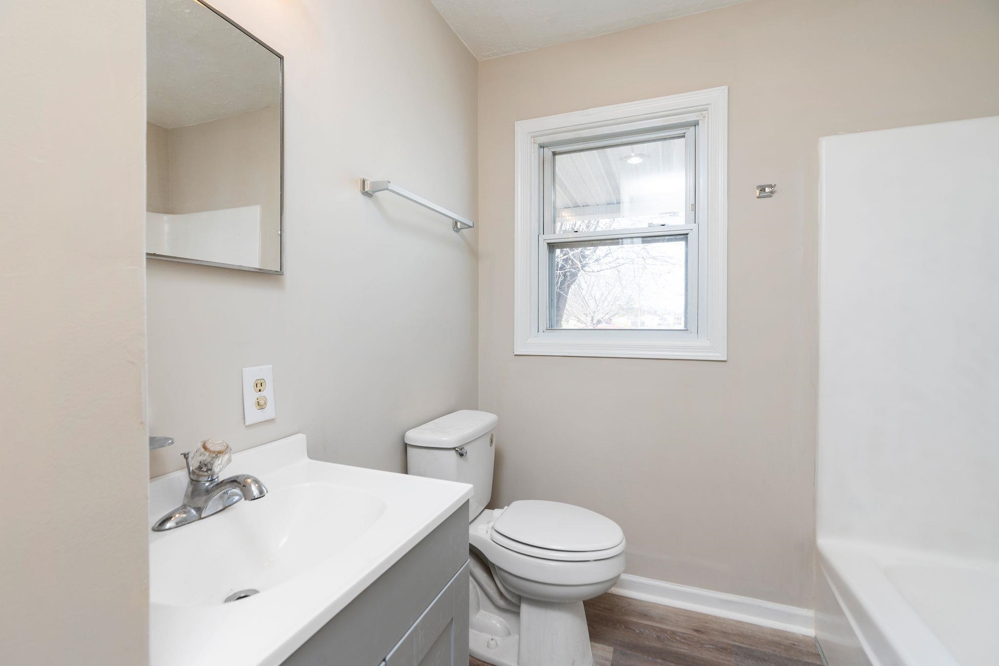 89 Locust Street Verona, VA 24482 - Photo 8 of 47 Gallery Image 8