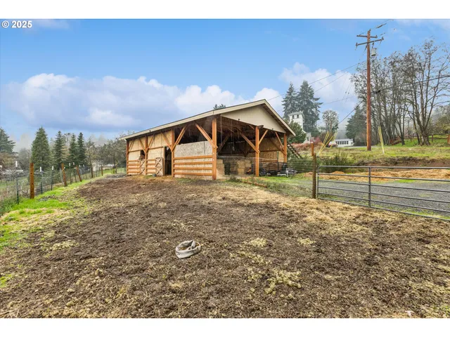$169,900 | 55308 Southwest Lovegren Drive, Gaston, OR 97119