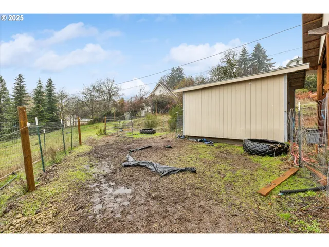 $169,900 | 55308 Southwest Lovegren Drive, Gaston, OR 97119