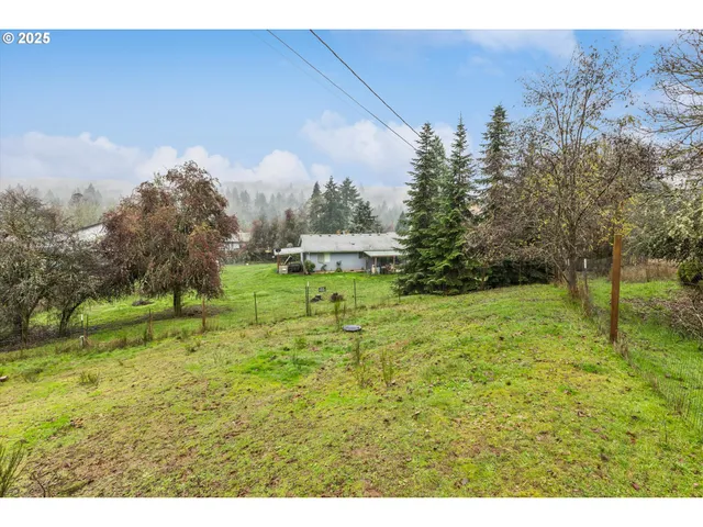 $169,900 | 55308 Southwest Lovegren Drive, Gaston, OR 97119