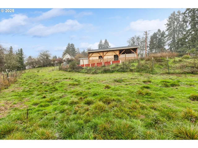 $169,900 | 55308 Southwest Lovegren Drive, Gaston, OR 97119