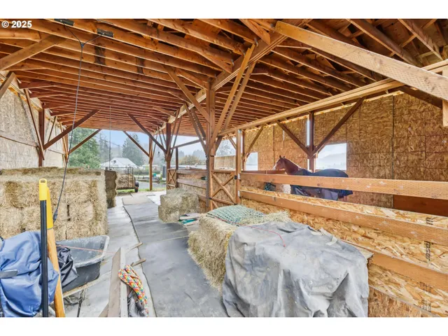 $169,900 | 55308 Southwest Lovegren Drive, Gaston, OR 97119