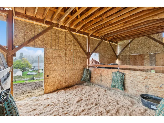 $169,900 | 55308 Southwest Lovegren Drive, Gaston, OR 97119