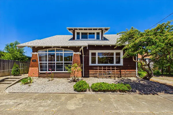 $469,000 | 1215 8th Street, Eureka, CA 95501