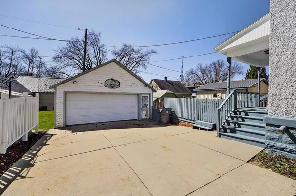 $239,000 | 2420 12th Street, Monroe, WI 53566