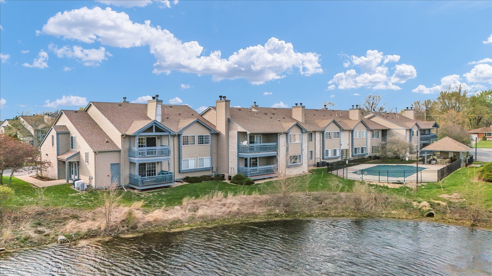 2402 Windward Boulevard, Unit 209 Champaign, IL 61821 - Photo 32 of 33