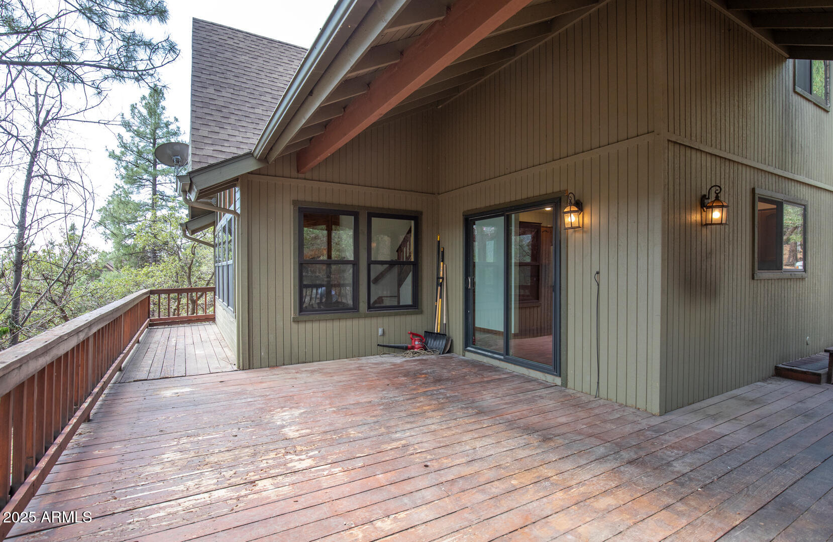 5115 Monte Vista Pine, AZ 85544 - Photo 32 of 35 a view of a house with wooden floor and wooden fence