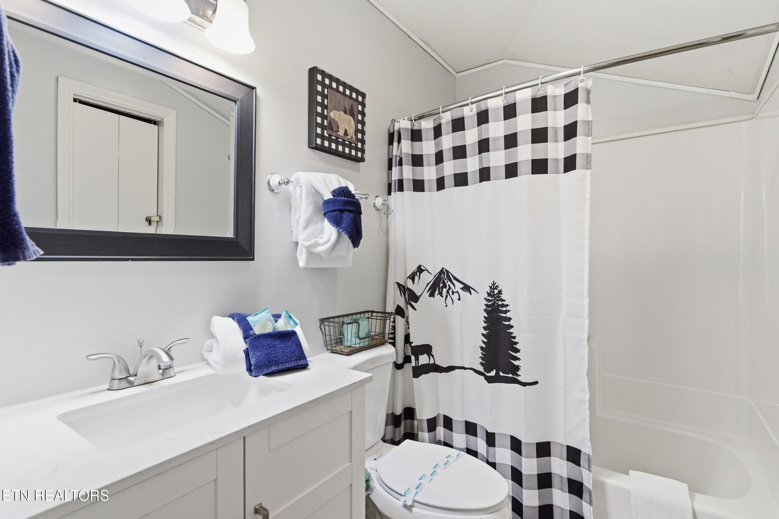 616 Turkey Nest Road, Unit 311 Gatlinburg, TN 37738 - Photo 28 of 34 40_616_turkey_nest_rd_0083