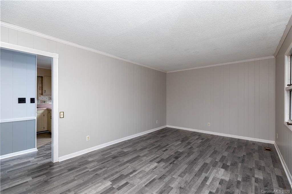 3229 Kingsfield Road Rock Hill, SC 29732 - Photo 4 of 27 Gallery Image 4