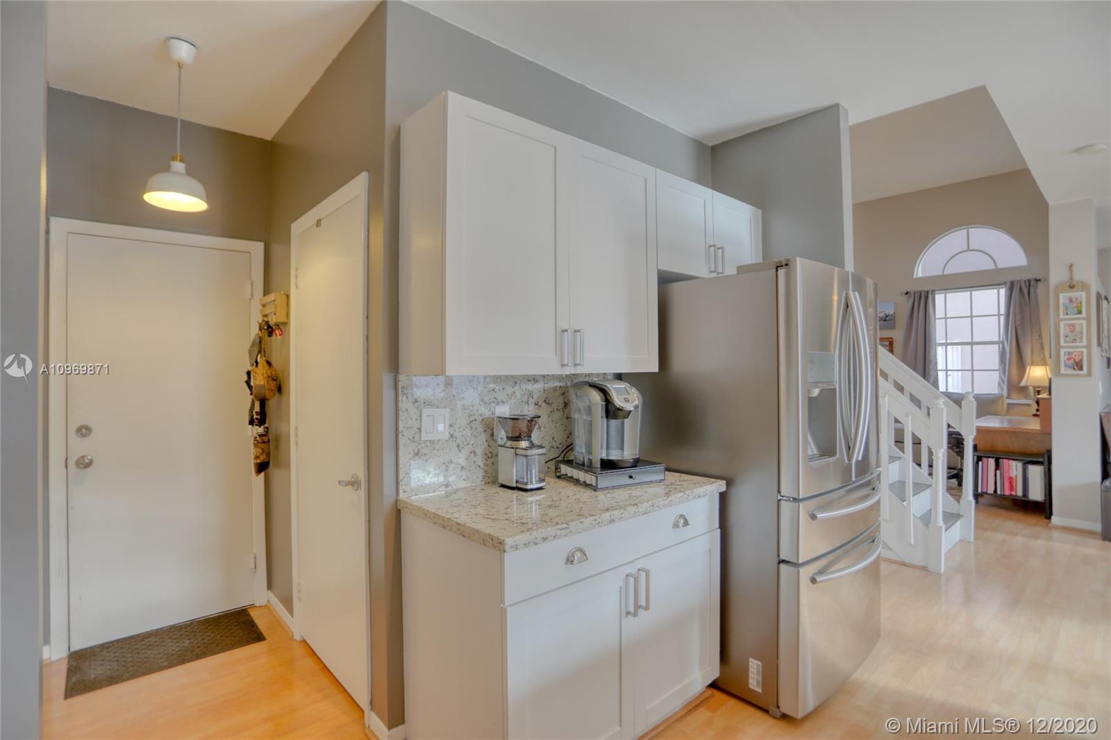 15698 Northwest 12th Road Pembroke Pines, FL 33028 - Photo 15 of 39