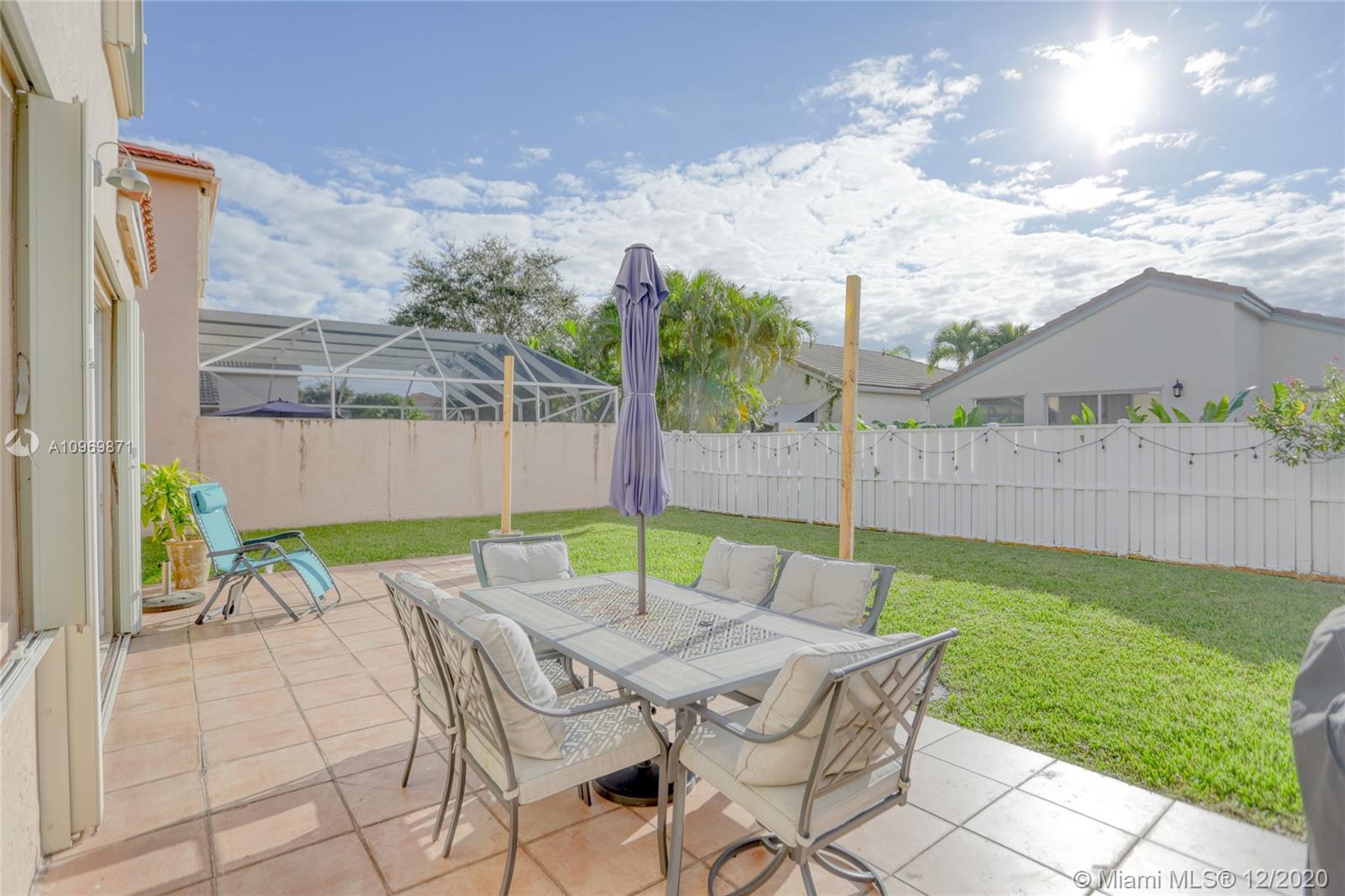 15698 Northwest 12th Road Pembroke Pines, FL 33028 - Photo 37 of 39