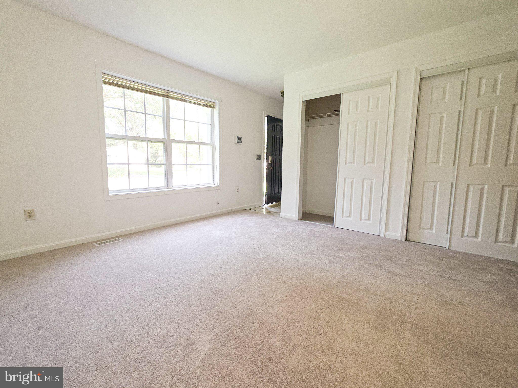 8111 Beverly Road Severn, MD 21144 - Photo 4 of 27 Living Room