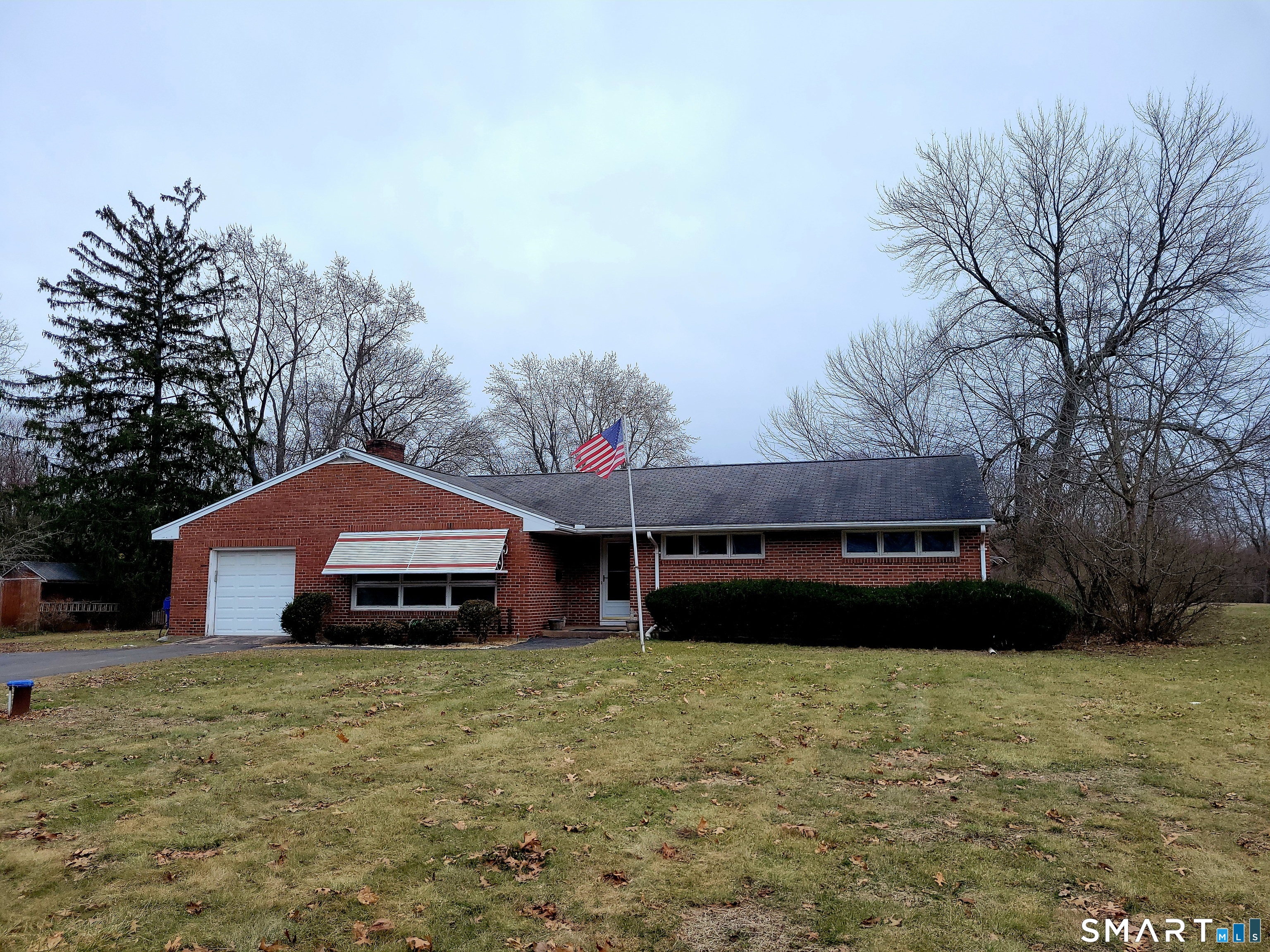 30 Broad Brook Road East Windsor, CT 06016 - Photo 2 of 26