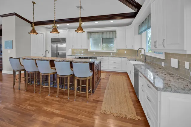 $6,500,000 | 430 Palm Drive, Islamorada, FL 33036