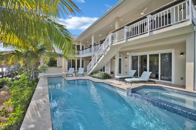 $6,500,000 | 430 Palm Drive, Islamorada, FL 33036