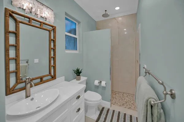 $6,500,000 | 430 Palm Drive, Islamorada, FL 33036