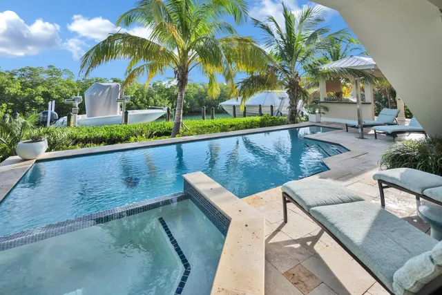 $6,500,000 | 430 Palm Drive, Islamorada, FL 33036