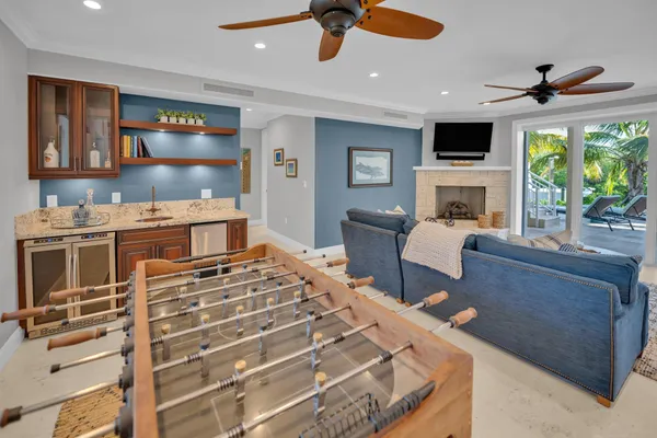 $6,500,000 | 430 Palm Drive, Islamorada, FL 33036